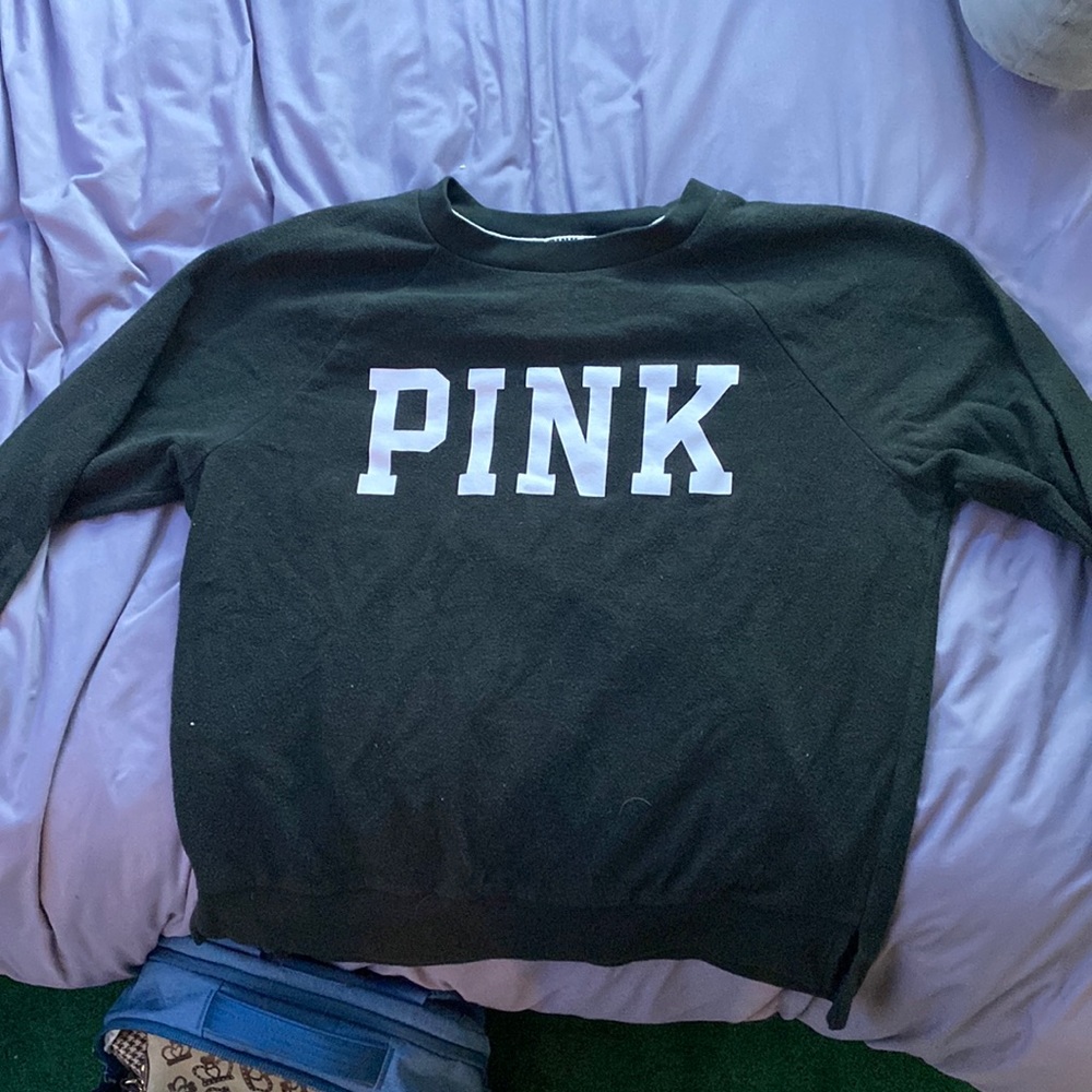 black pullover sweatshirt, no hood